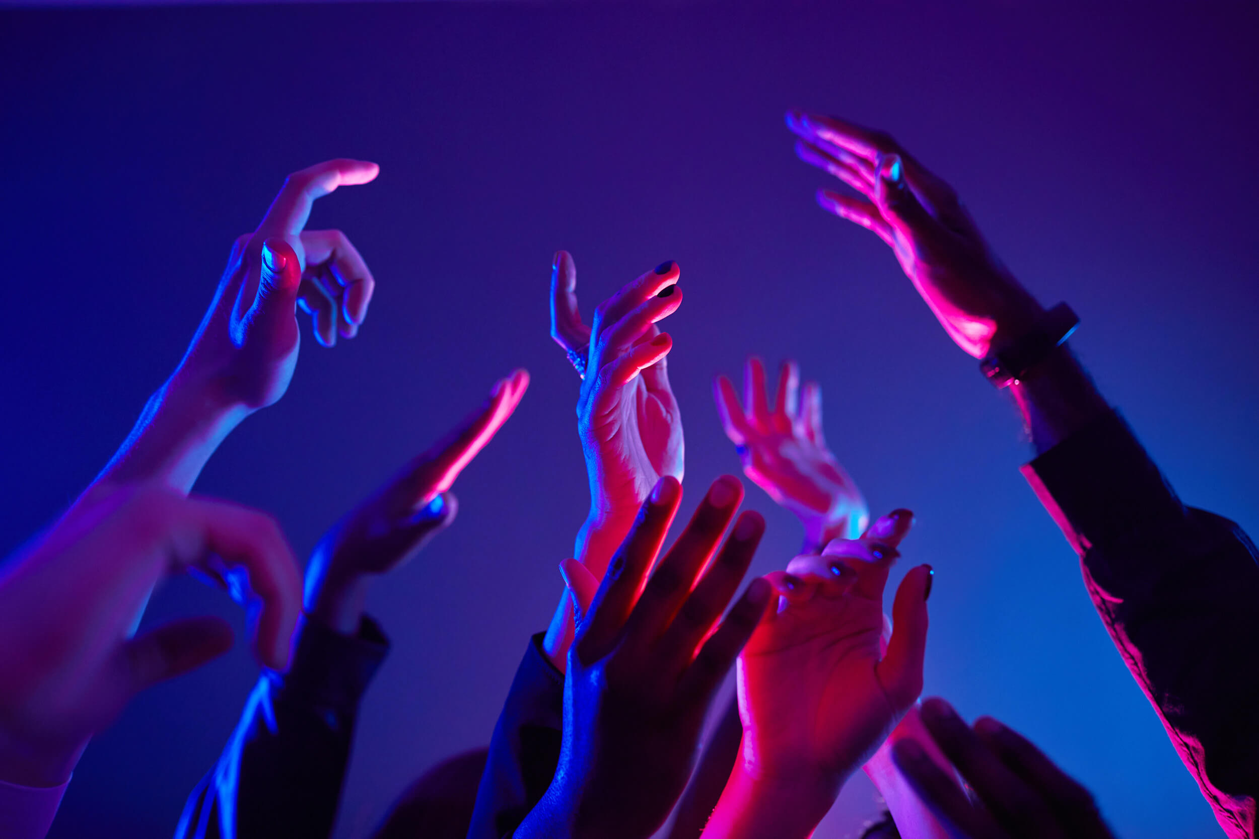 Brandt Centre Premium Experience - Hands Up In The Air!